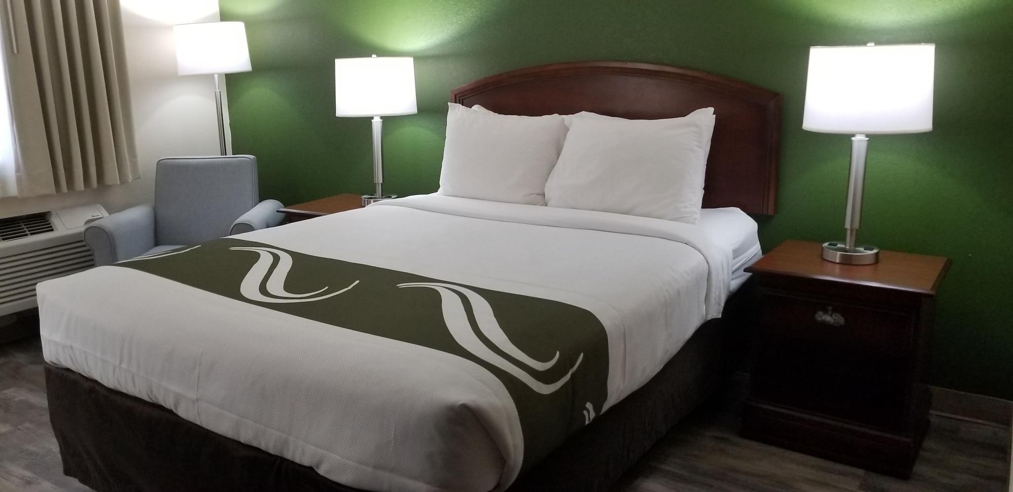 Quality Inn Pelham I-65 Exit 246 Εξωτερικό φωτογραφία