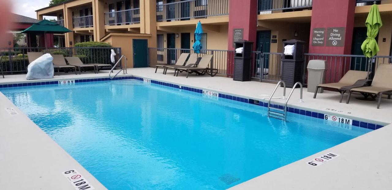 Quality Inn Pelham I-65 Exit 246 Εξωτερικό φωτογραφία