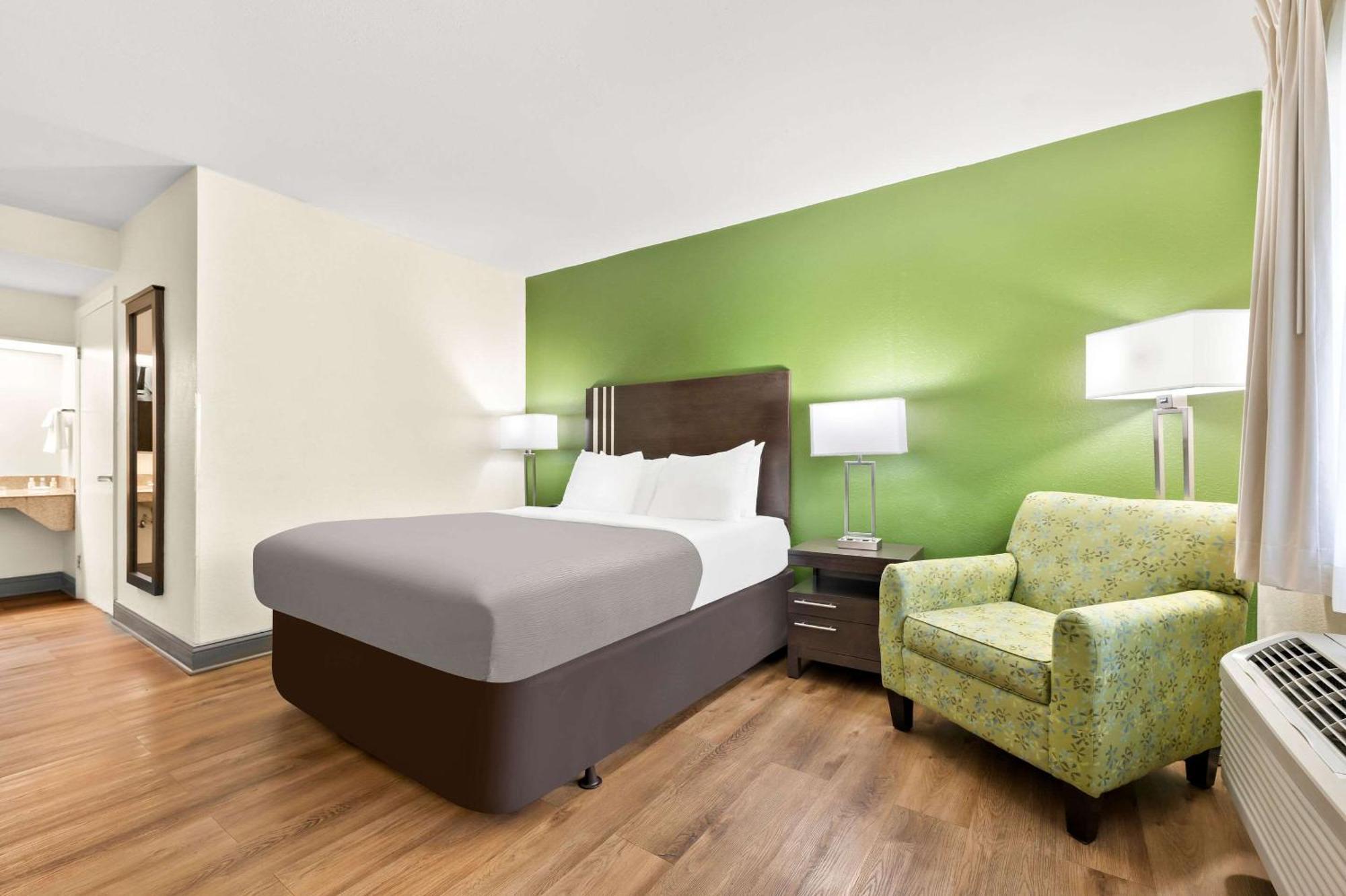Quality Inn Pelham I-65 Exit 246 Εξωτερικό φωτογραφία