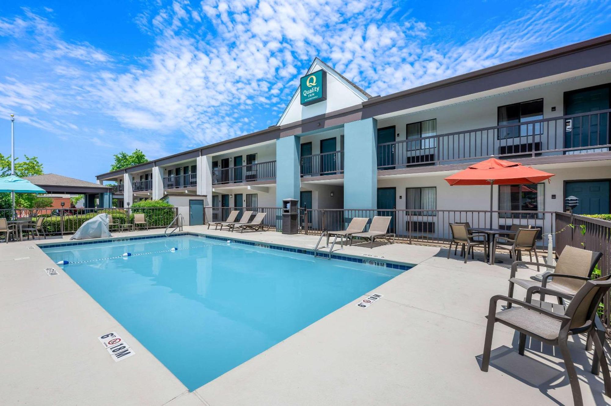 Quality Inn Pelham I-65 Exit 246 Εξωτερικό φωτογραφία